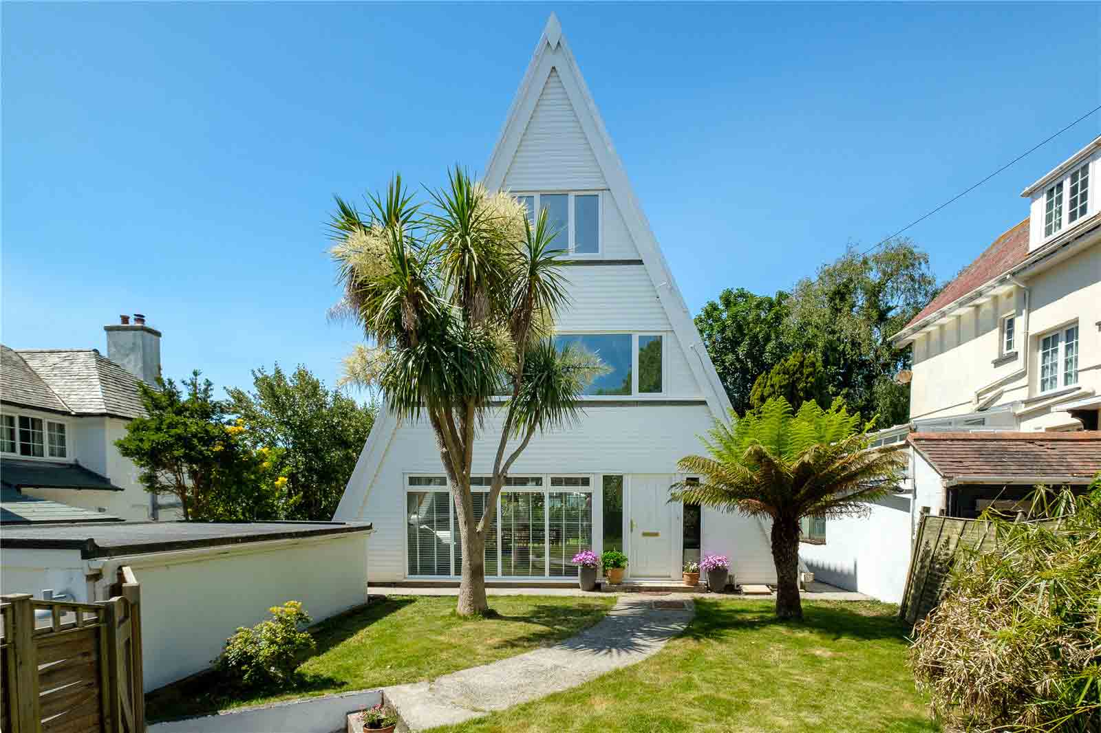 Buy your own Poldark paradise with these amazing homes for sale in Cornwall